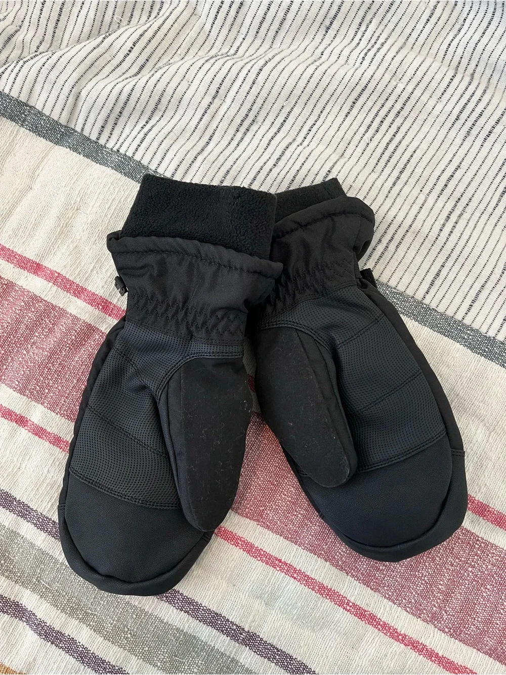 Carhartt Black Insulated Mittens with Wrist Buckles